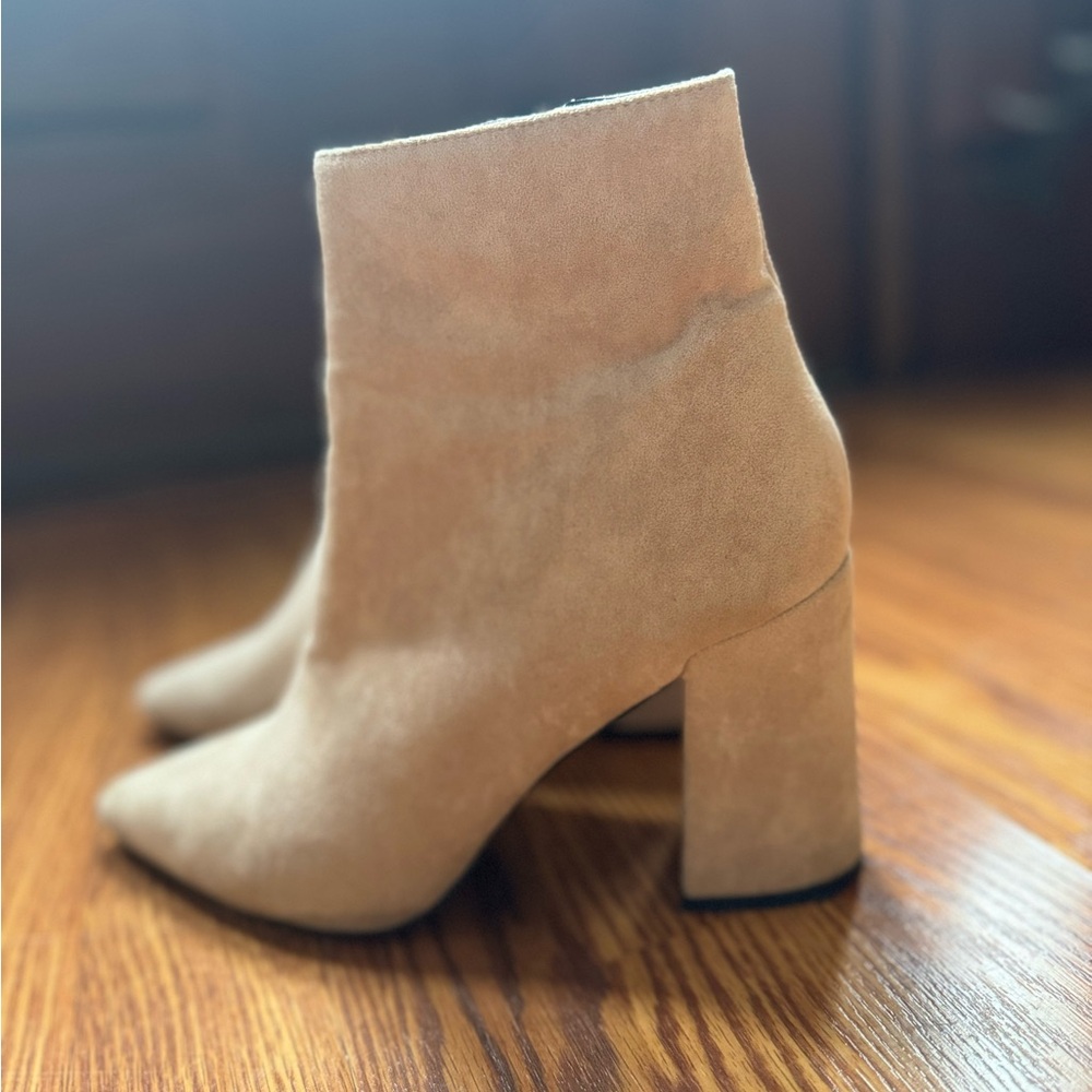 Women’s Forever 21 Healed Boots